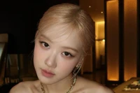 Tình trạng đáng lo ngại của Rosé (BlackPink)