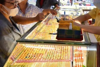 Giá vàng hôm nay, 18-6: Quay đầu đi xuống