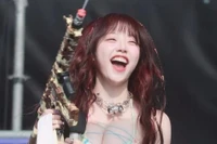 Sắc vóc nóng bỏng của nữ thần tượng Kpop 9X