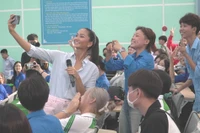 Hoa hậu H'Hen Niê làm đại sứ cuộc thi sáng tạo clip 'Flex hè xanh rực rỡ'