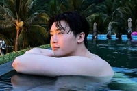 Lee Jong Suk nghỉ dưỡng ở Đà Nẵng