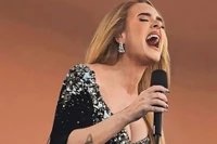 Công Trí tốn hơn 500 tiếng để biến Adele thành nàng tiên cá