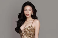 Hoa hậu Nguyễn Cao Kỳ Duyên gây chú ý khi thi Miss Universe Vietnam