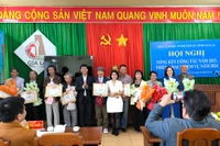 Hội Văn học Nghệ thuật Gia Lai: Khen thưởng 15 hội viên có thành tích xuất sắc 