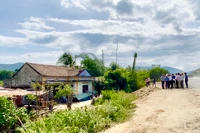 Dự án Cải tạo, nâng cấp quốc lộ 19 đoạn Km90-Km108 qua địa bàn huyện Đak Pơ đang vướng mặt bằng tại nhà bà Phạm Thị Nhâm (thôn 4, xã Hà Tam). Ảnh: Hà Duy