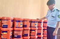 Phạt 16 triệu đồng vì buôn bán gần 500 kg bột giặt giả mạo nhãn hiệu