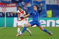 Bàn thắng phút bù giờ giúp Italia giành lại tấm vé đi tiếp từ chính đối thủ Croatia