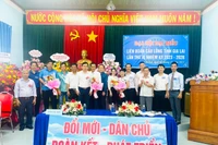 Ông Hoàng Minh Nghĩa được bầu giữ chức Chủ tịch Liên đoàn Cầu lông tỉnh Gia Lai