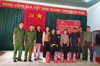 Ra mắt “Tổ liên gia an toàn về phòng cháy, chữa cháy và điểm chữa cháy công cộng” tại xã Glar 