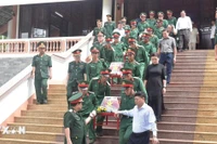 Xúc động ngày đón các liệt sỹ hy sinh tại Campuchia trở về với đất mẹ