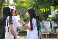 Vận động học sinh không thi vào lớp 10: Đừng tước đi quyền được thi của các em