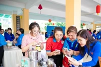 Gen Z dẫn đầu chuyển đổi số từ thói quen mua sắm hàng ngày