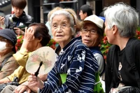 Nhật Bản đối mặt với khủng hoảng dân số ngày càng trầm trọng