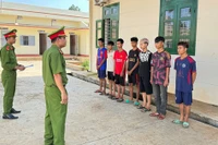 Bắt giữ nhóm thanh niên hiếp dâm tập thể 2 cô gái