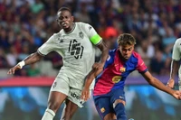 Barcelona thảm bại ngay trên sân nhà trước mùa giải mới