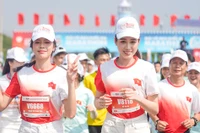 Hoa hậu Đỗ Thị Hà, Thanh Thủy rạng rỡ trên đường chạy Tiền Phong Marathon 2024