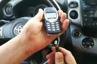 Tin tặc dùng Nokia 3310 khởi động ô tô Toyota