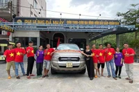 Khi mưa bão đi qua