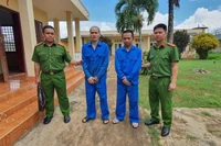 Bắt 2 đối tượng lừa bán người sang Campuchia với chiêu 'việc nhẹ lương cao'
