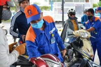 Giảm thuế với xăng dầu, ngân sách 'hụt' hơn 19.700 tỉ đồng