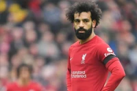 Salah đá hỏng phạt đền, Liverpool hòa kịch tính Arsenal 