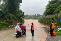 Thủ tướng Chính phủ yêu cầu tập trung ứng phó áp thấp nhiệt đới có khả năng thành bão và mưa lũ