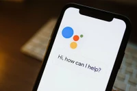 Trợ lý Google Assistant sắp có AI sáng tạo