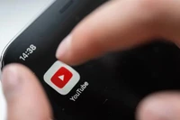 YouTube ngừng việc liên tục đề xuất nội dung cho người dùng tuổi teen