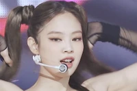 Jennie lại giúp BlackPink lập kỷ lục