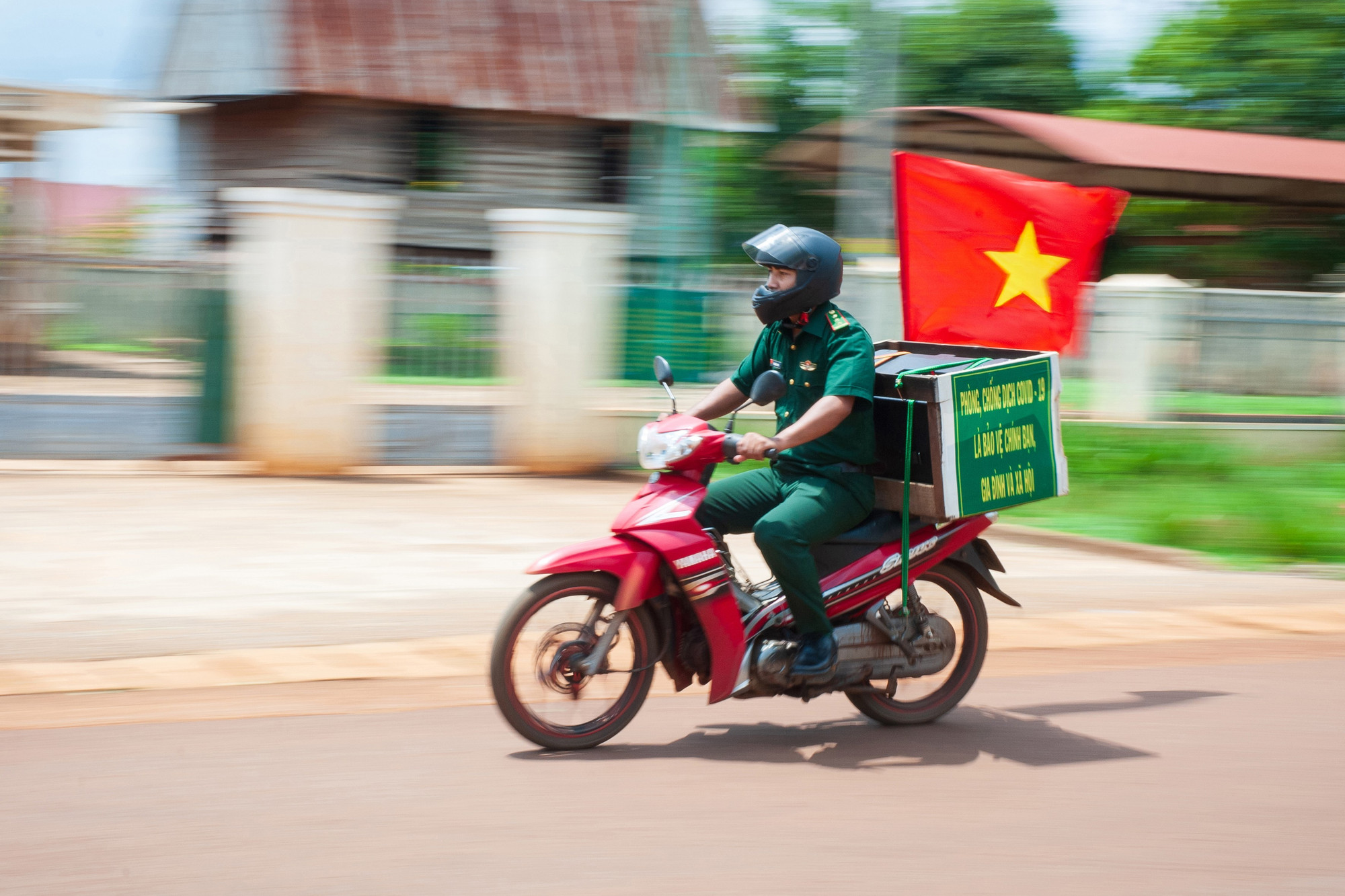 Tiếng loa biên phòng. Ảnh: Huy Tịnh tieng-loa-bien-phong.jpg