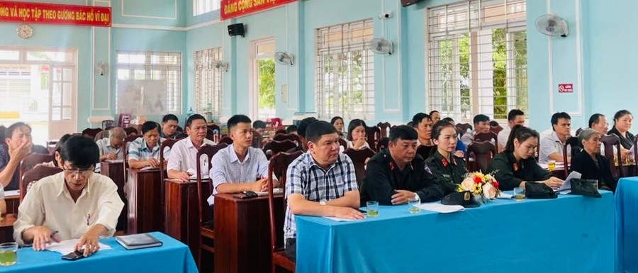 Quang cảnh buổi tổng kết Chương trình “Chung tay xóa nhà tạm, nhà dột nát” Ảnh: Tuyên Giao 123456.jpg