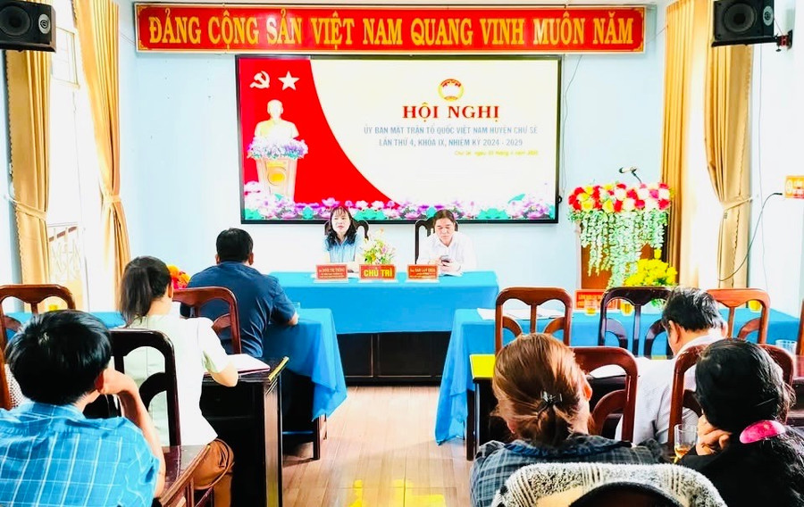 Quang cảnh hội nghị. Ảnh: H.T z6667700356225-487430e6437563da656fe558c8bde220-1.jpg