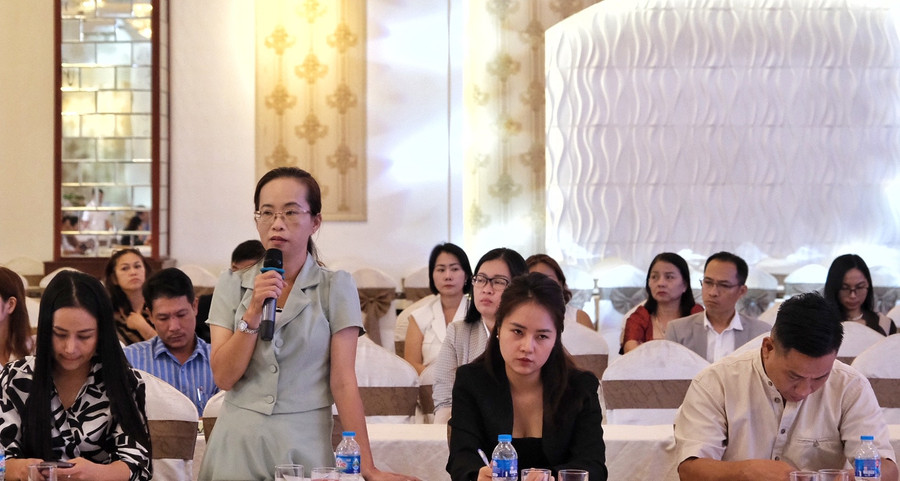 Bà Trương Thị Phương Nga-Công ty TNHH Thương mại-Du lịch sinh thái Gia Lai (Gia Lai Eco-Tourist Co. Ltd) đề xuất giải pháp để doanh nghiệp các địa phương có sự kết nối, hợp tác để tăng lượng khách. Ảnh: Hoàng Ngọc Bà Trương Thị Phương Nga-Công ty TNHH Thương mại-Du lịch sinh thái Gia Lai (Gia Lai Eco-Tourist Co. Ltd) đề xuất giải pháp để doanh nghiệp các địa phương có sự kết nối, hợp tác để tăng lượng khách. Ảnh: Hoàng Ngọc