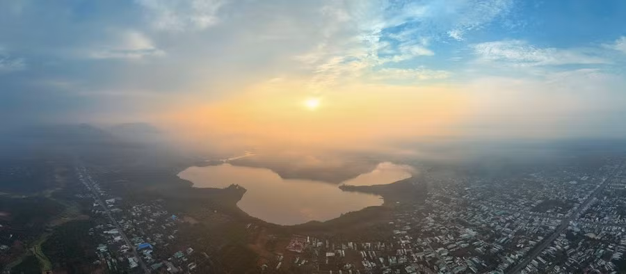 Biển Hồ-hay còn gọi là Hồ T'nưng được quy hoạch thành Khu du lịch quốc gia. Ảnh: Bi Ly