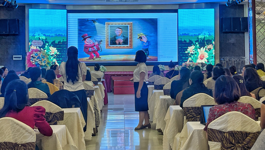 Các chủ đề và tình huống thú vị về khởi nghiệp và khởi sự kinh doanh được trao đổi, thảo luận tại lớp tập huấn. Ảnh: Minh Châu Các chủ đề và tình huống thú vị về khởi nghiệp và khởi sự kinh doanh được trao đổi, thảo luận tại lớp tập huấn. Ảnh: Minh Châu