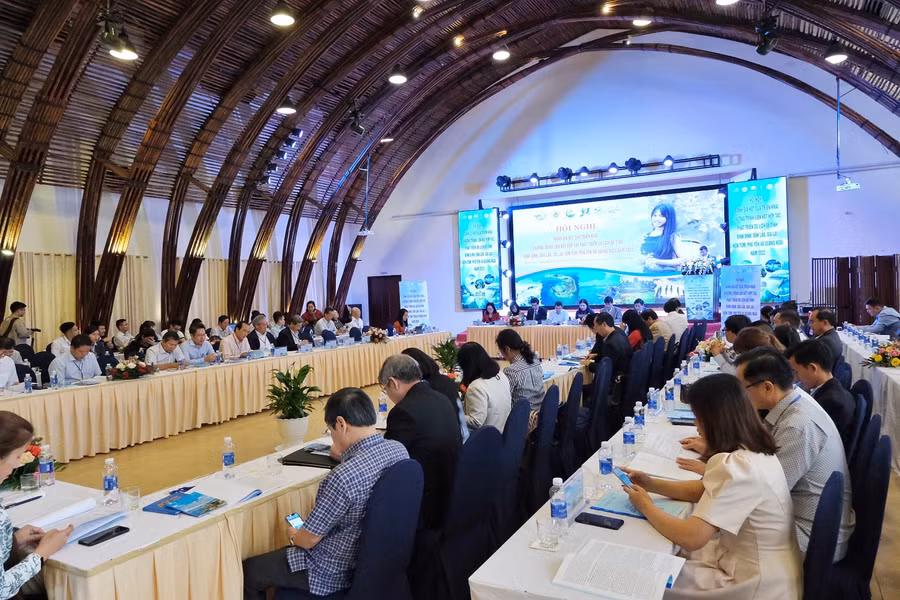 Quang cảnh hội nghị. Ảnh: Hoàng Ngọc