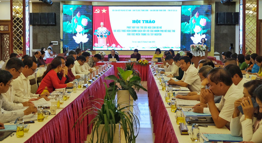 Quang cảnh hội thảo. Ảnh: Minh Châu Quang cảnh hội thảo. Ảnh: Minh Châu