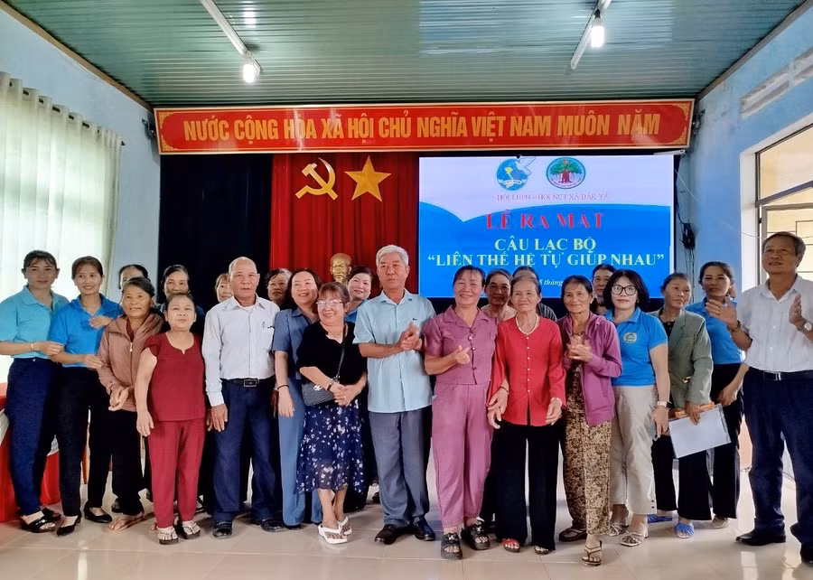 Mô hình "Liên thế hệ tự giúp nhau" thôn Châu Thành (xã Đăk Yă, huyện Mang Yang). Ảnh: Minh Châu