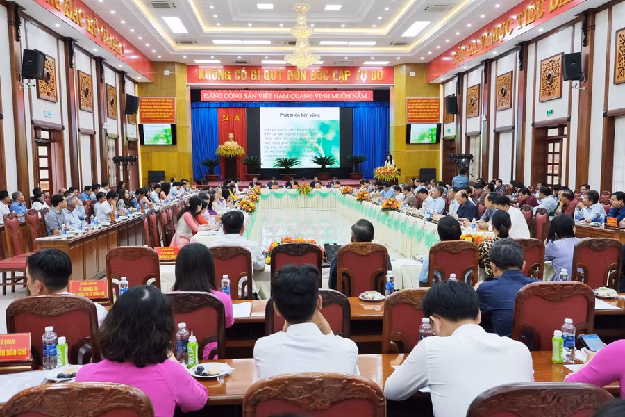 Quang cảnh hội thảo. Ảnh: Hoàng Ngọc