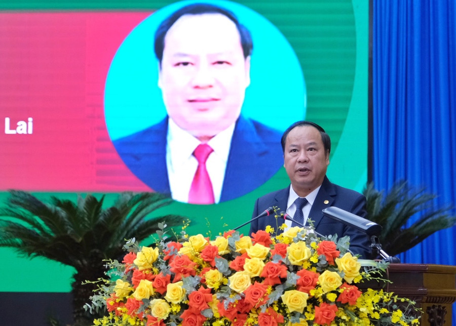 Đồng chí Châu Ngọc Tuấn-Phó Bí thư Thường trực Tỉnh ủy,Trưởng đoàn Đại biểu Quốc hội tỉnh Gia Lai phát biểu chào mừng hội thảo. Ảnh: Hoàng Ngọc