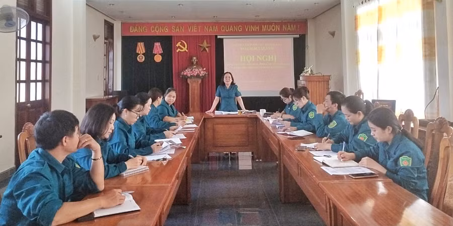 Ban Chỉ huy Quân sự cơ quan Hội Liên hiệp phụ nữ tỉnh triển khai nhiệm vụ năm 2024. Ảnh: Minh Châu Ban Chỉ huy Quân sự cơ quan Hội Liên hiệp phụ nữ tỉnh triển khai nhiệm vụ năm 2024. Ảnh: Minh Châu