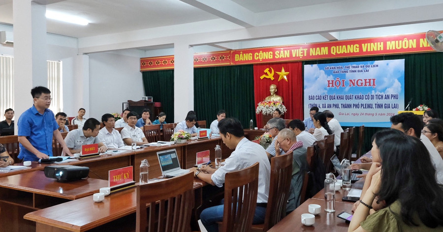 Quang cảnh hội nghị. Ảnh: Hoàng Ngọc