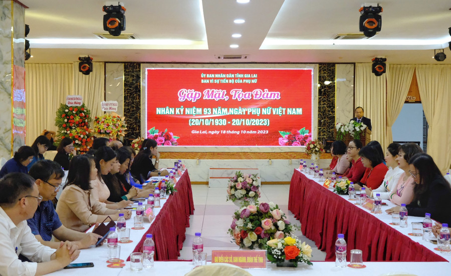 Quang cảnh buổi gặp mặt. Ảnh: Minh Châu