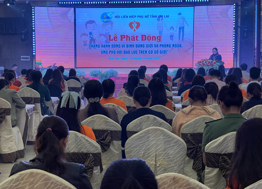 Quang cảnh lễ phát động. Ảnh: Minh Châu Quang cảnh lễ phát động. Ảnh: Minh Châu