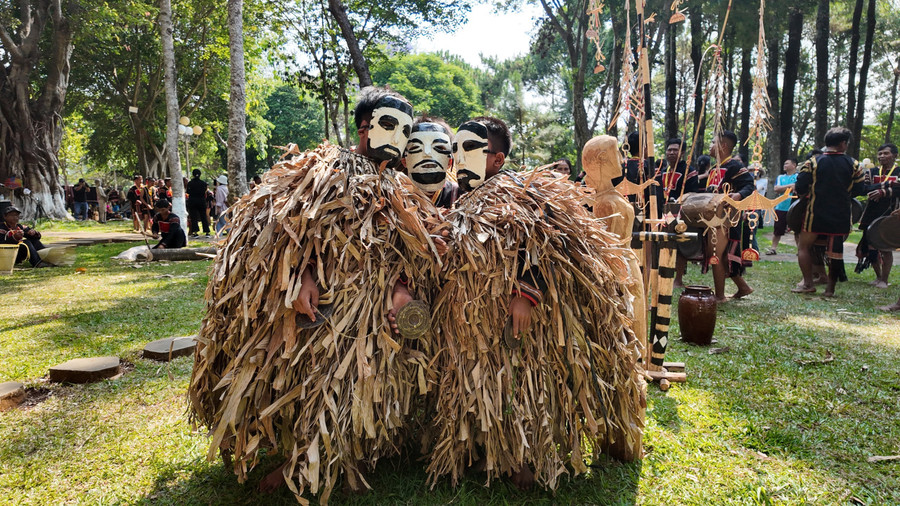 Sắc màu lễ hội dân gian Tây Nguyên. Ảnh: Nguyễn Ngọc Duy Sắc màu lễ hội dân gian Tây Nguyên. Ảnh: Nguyễn Ngọc Duy