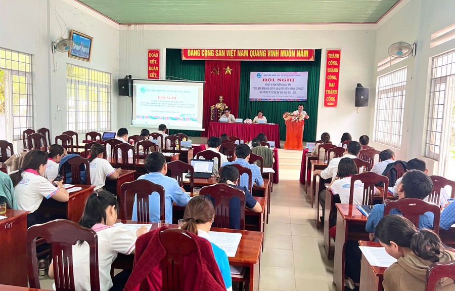 Các hoạt động của Dự án 8 bước đầu tác động đến đời sống của phụ nữ, trẻ em vùng đồng bào dân tộc thiểu số và miền núi trên địa bàn huyện. Ảnh: MINH CHÂU