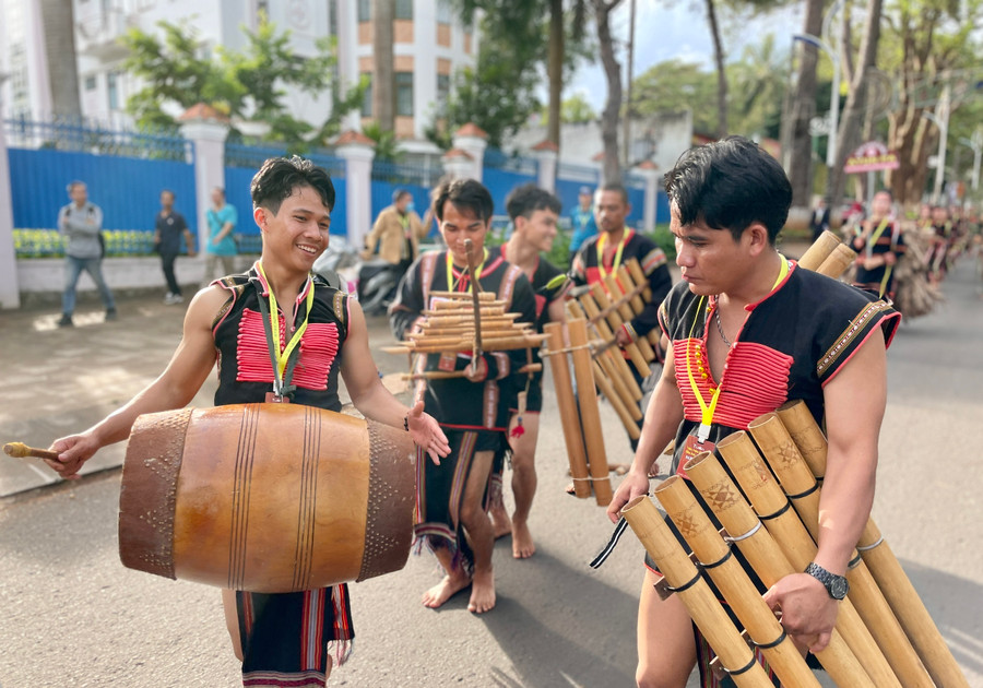 Một cuộc trình diễn đầy màu sắc của âm nhạc