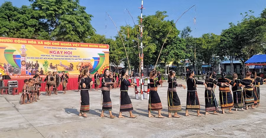 Ngày hội văn hóa-thể thao các dân tộc thiểu số huyện Krông Pa góp phần bảo tồn, quảng bá, phát huy các giá trị văn hóa đặc sắc các dân tộc. Ảnh: Minh Châu
