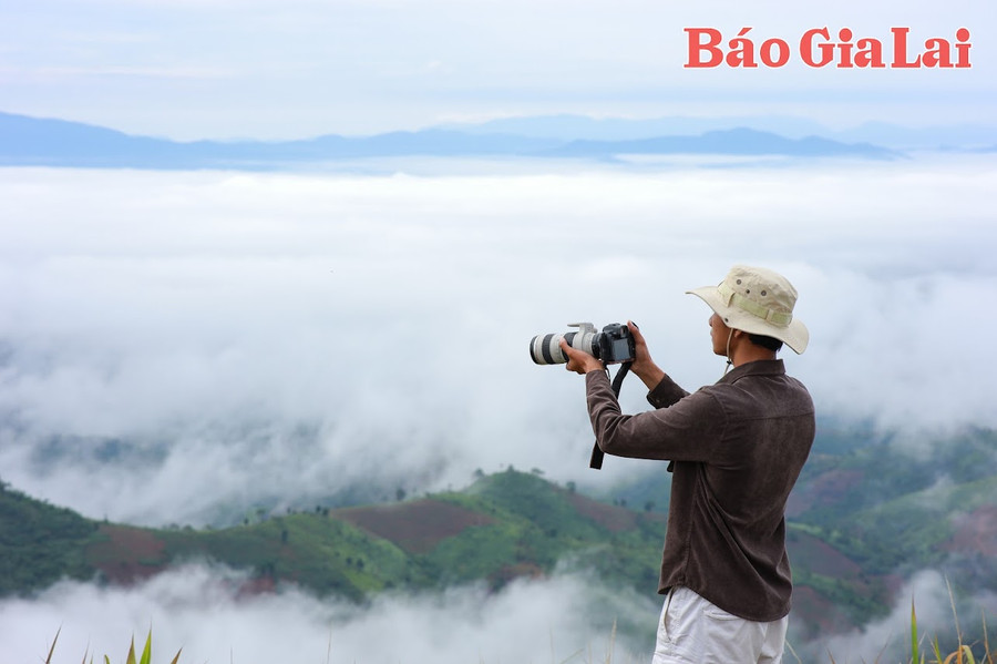 Một trong những thiên đường săn mây đẹp nhất vùng Bắc Tây Nguyên. Ảnh: Bi Ly