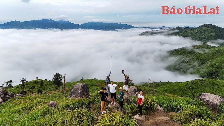 Rời xa thành phố tìm về với chốn bình yên. Ảnh: Bi Ly